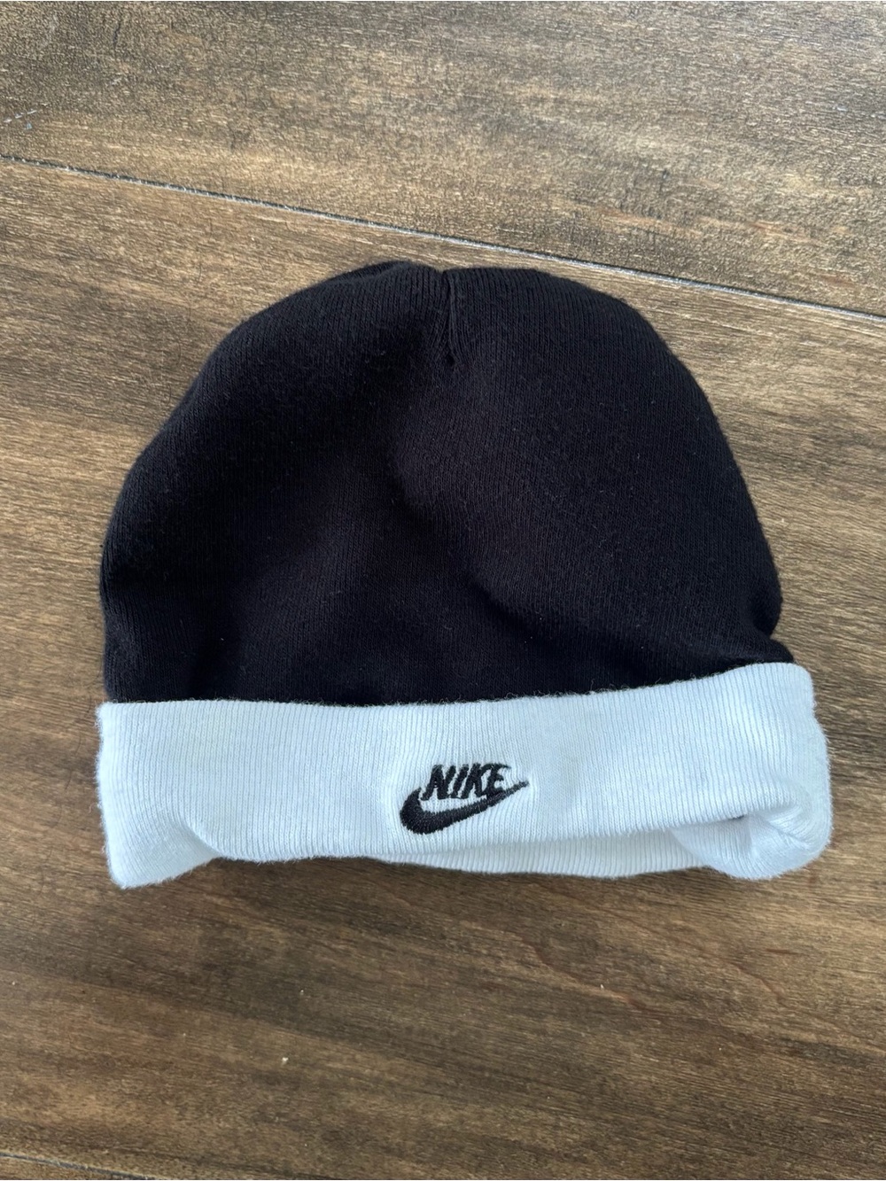 Infant Nike Beanie. Size 0-6 months